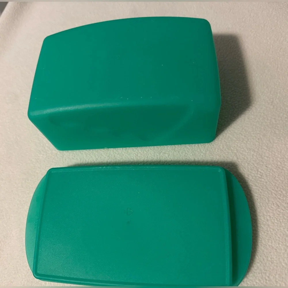 Tupperware Impressions 1 lb. Butter Dish Vintage Teal Green